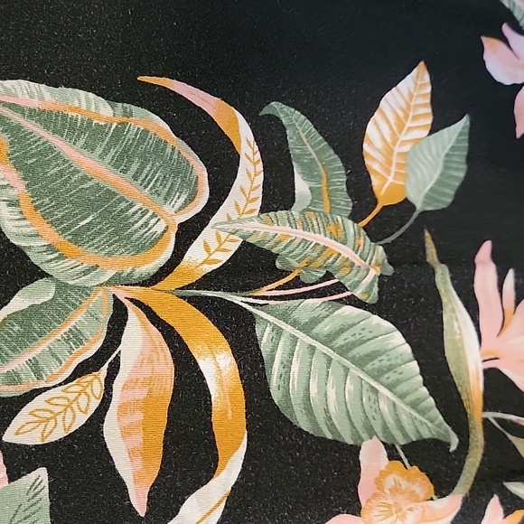 Old Navy Luxe Curved Hem Tunic T-shirt 3X - Picture 2 of 4